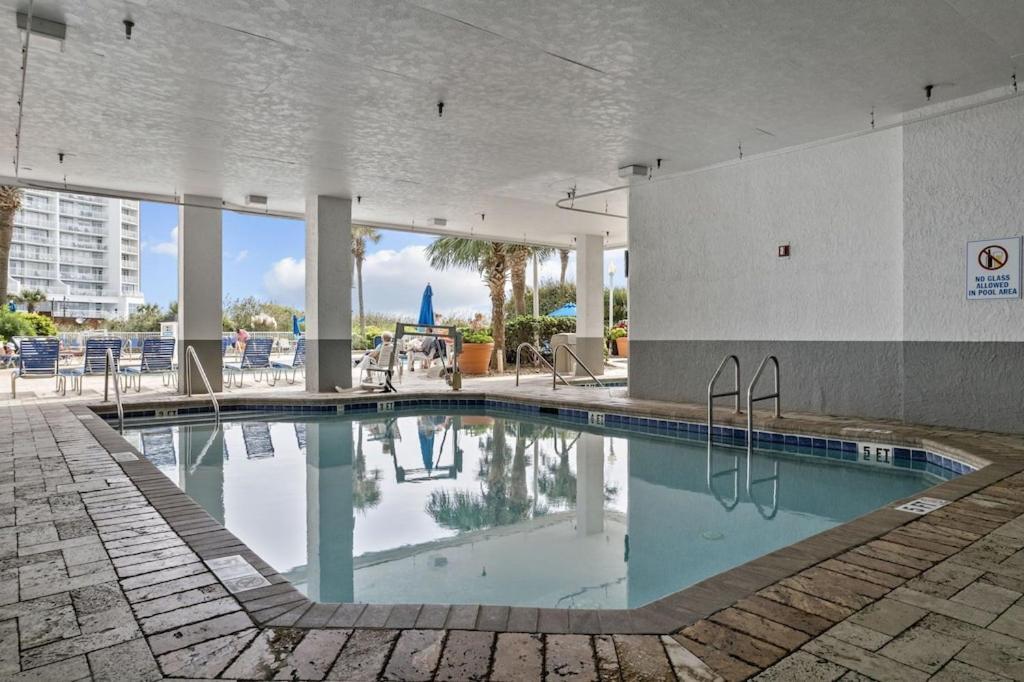Direct Oceanfront- King Bedroom- Amazing Views/Pools/Hot Tubs/Beach Access/Golf Миртъл Бийч Екстериор снимка