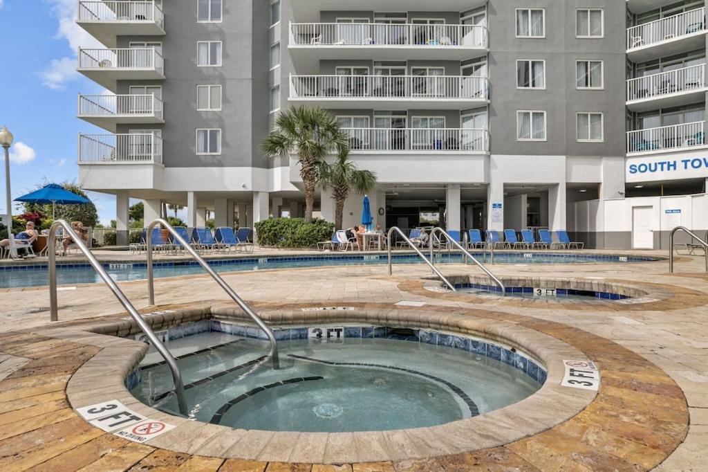 Direct Oceanfront- King Bedroom- Amazing Views/Pools/Hot Tubs/Beach Access/Golf Миртъл Бийч Екстериор снимка