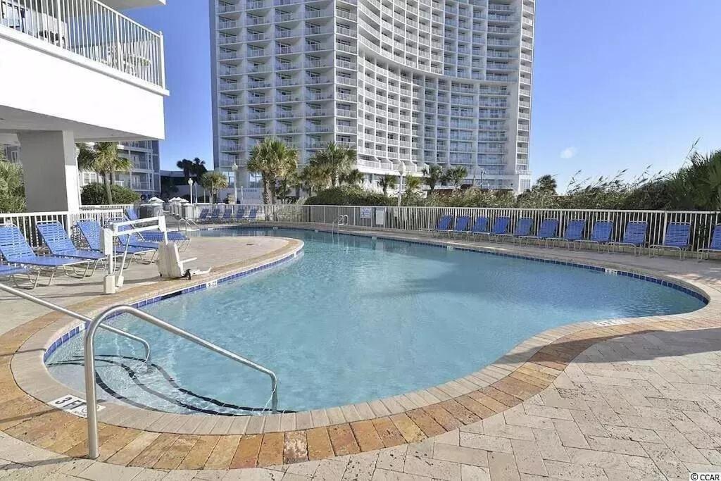 Direct Oceanfront- King Bedroom- Amazing Views/Pools/Hot Tubs/Beach Access/Golf Миртъл Бийч Екстериор снимка