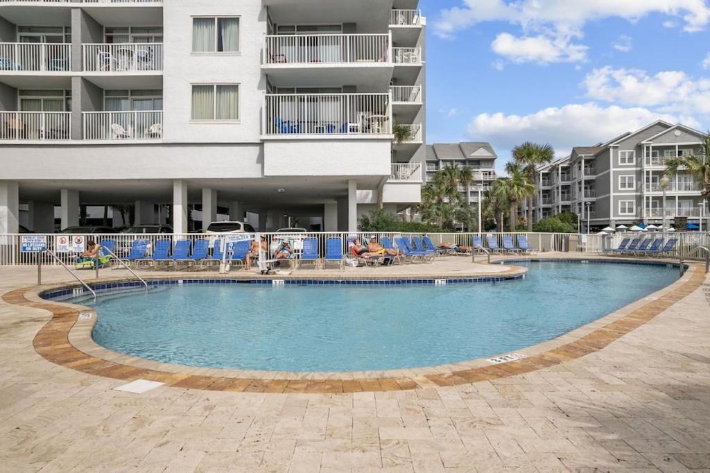 Direct Oceanfront- King Bedroom- Amazing Views/Pools/Hot Tubs/Beach Access/Golf Миртъл Бийч Екстериор снимка