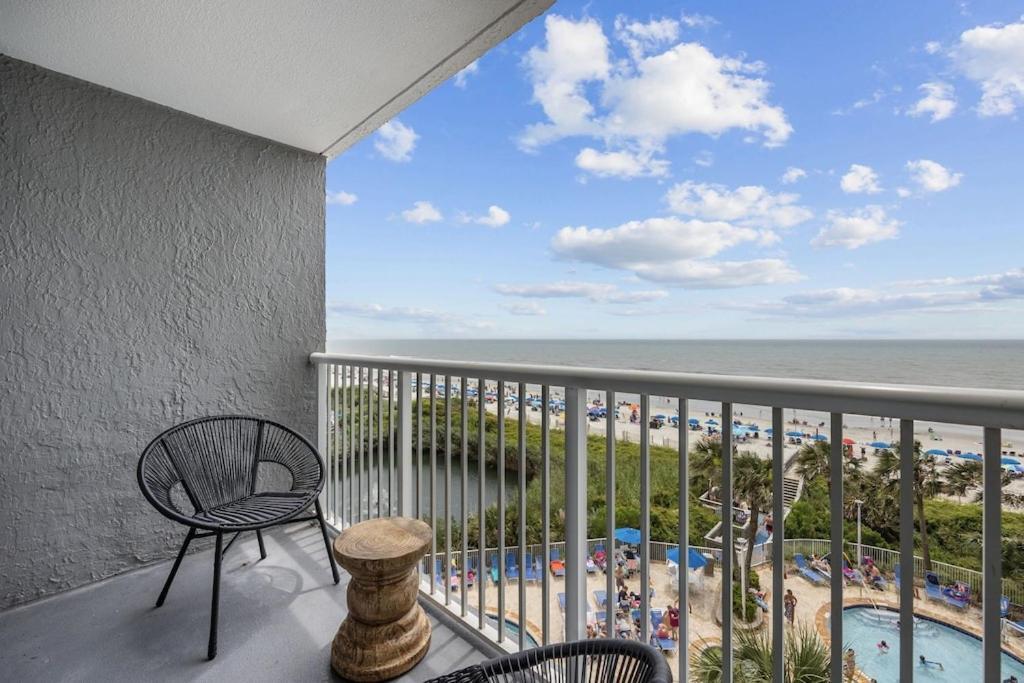 Direct Oceanfront- King Bedroom- Amazing Views/Pools/Hot Tubs/Beach Access/Golf Миртъл Бийч Екстериор снимка